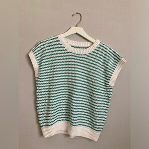 Green / White strip sweater - size M